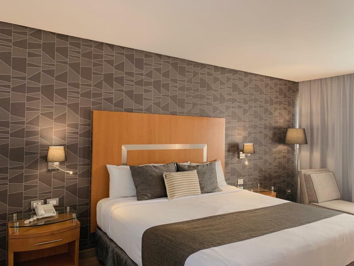 Hotel Mercury Inn Querétaro Esterno foto
