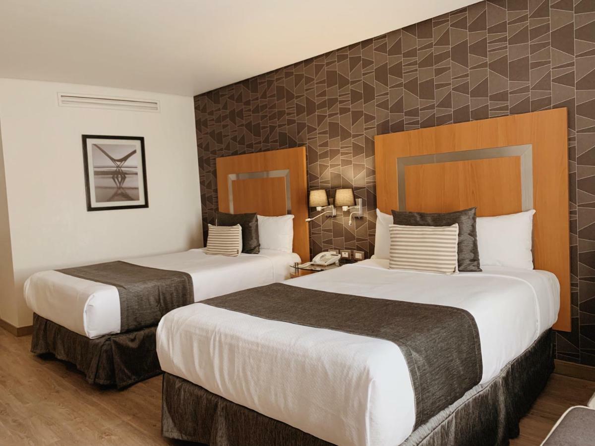 Hotel Mercury Inn Querétaro Esterno foto